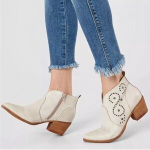 Mi.iM Studded Ankle Boots